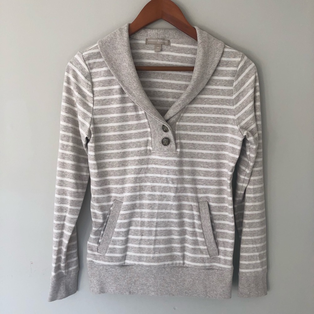 Banana Republic Shawl Color Top